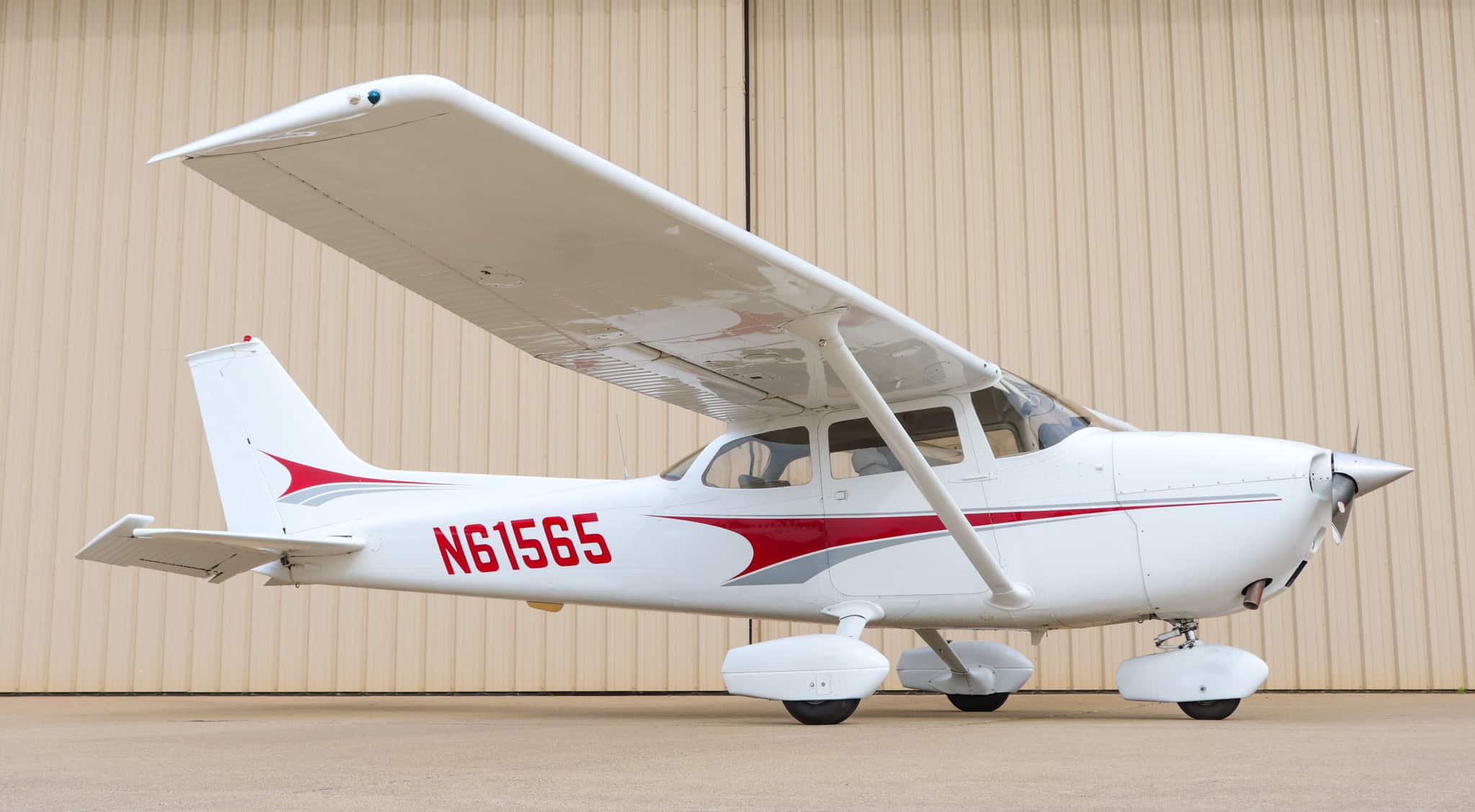1975 Cessna 172m Skyhawk Forsale Airmart (6)