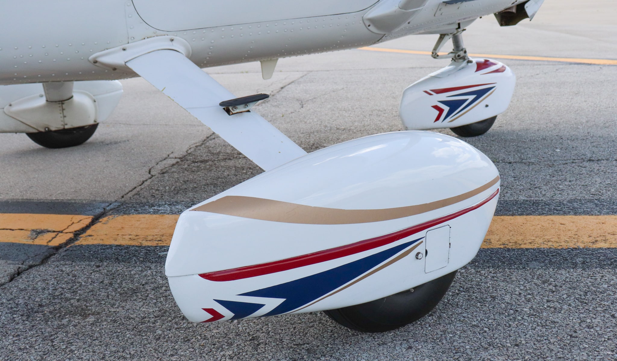 1998 Cessna 182s Skylane Forsale Airmart (10)