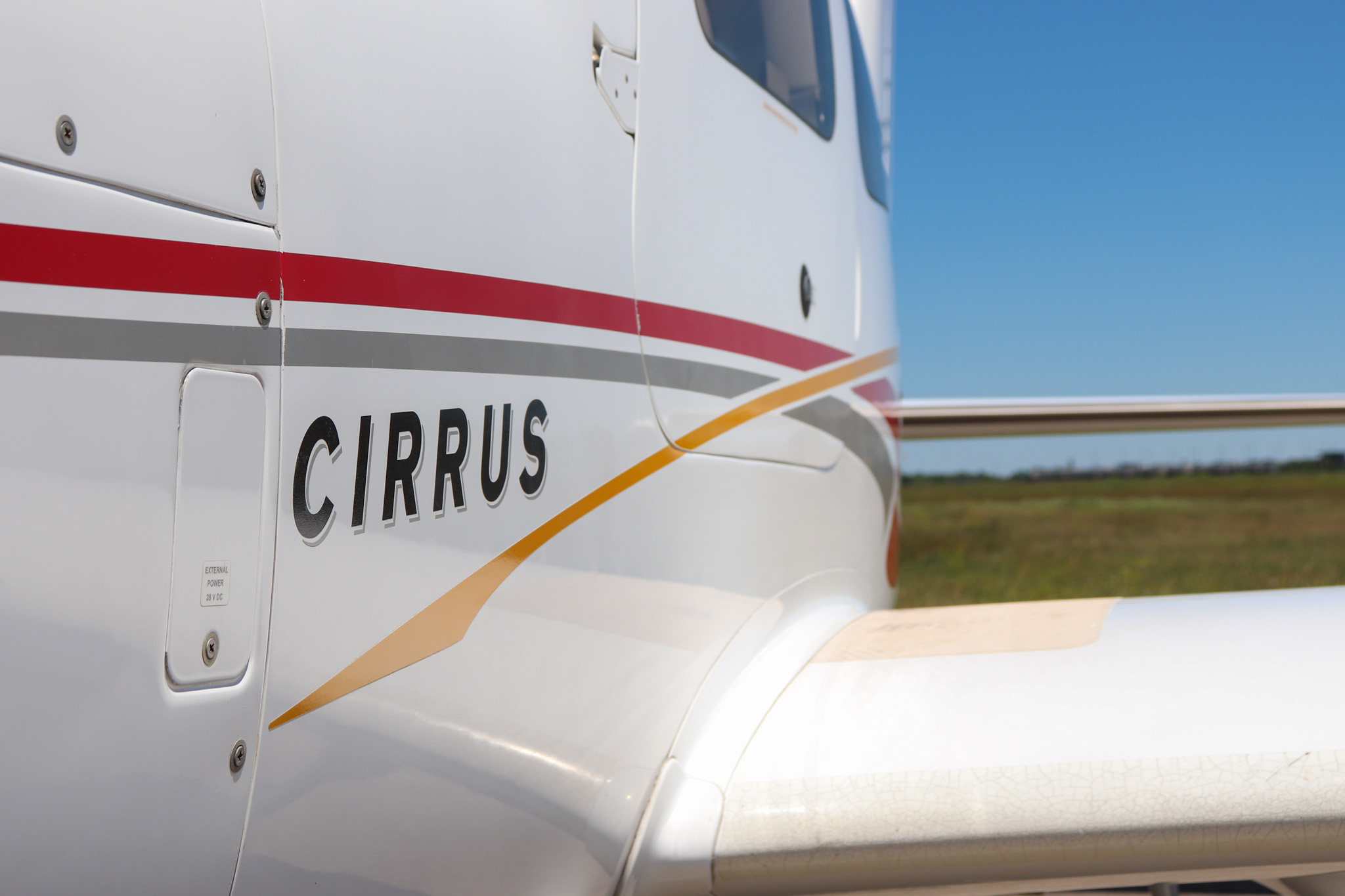 2004 Cirrus Sr22 G2 Forsale Airmart (11)
