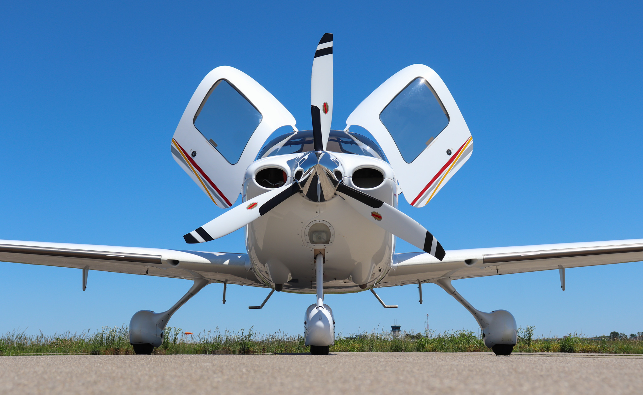 2004 Cirrus Sr22 G2 Forsale Airmart (6)
