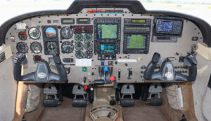 2002 Piper Saratoga Iitc Forsale Airmart (1)