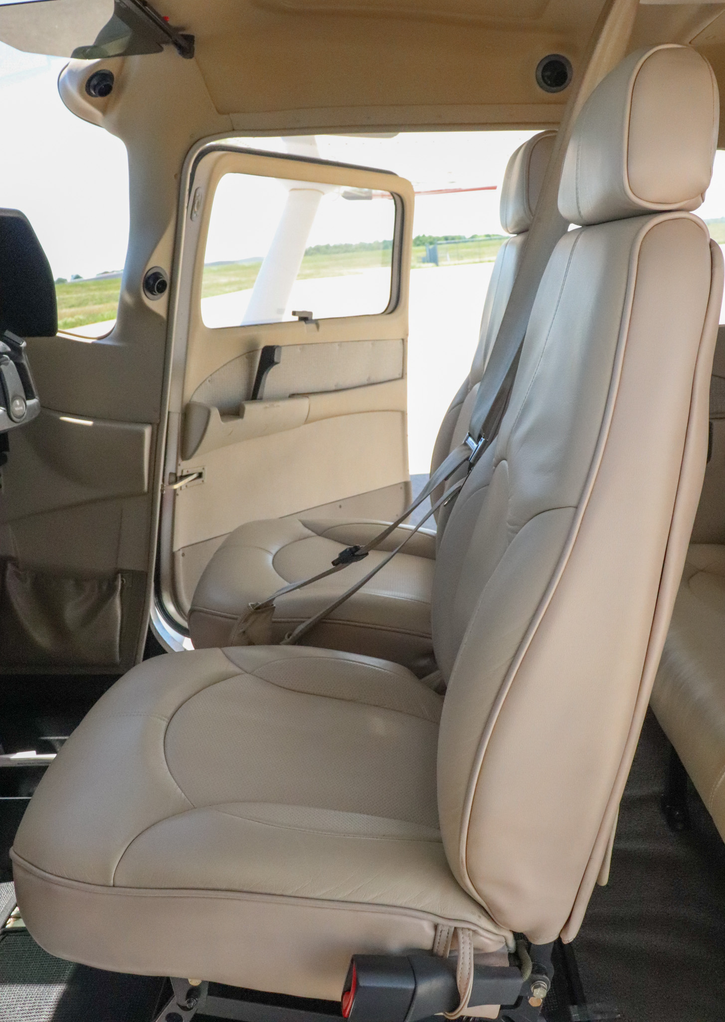 2007 Cessna 182t Skylane Forsale Airmart (5)