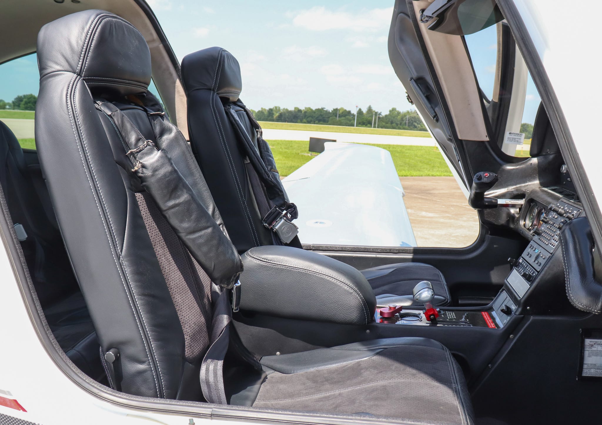 2011 Cirrus Sr20 G3 Forsale Airmart (5)