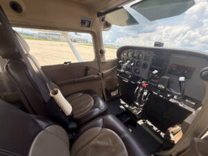 2002 Cessna 172s Skyhawksp Forsale Airmart8