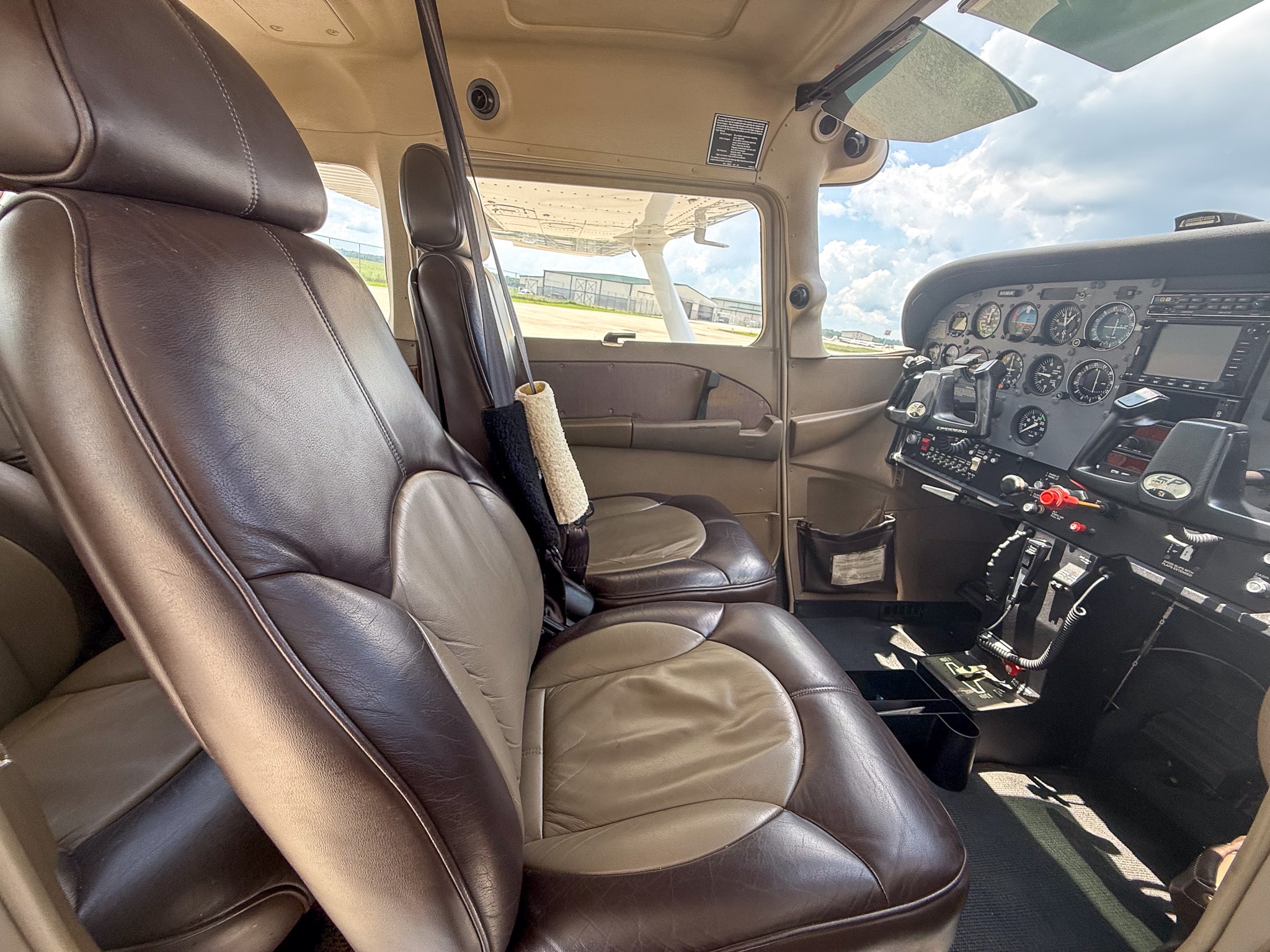 2002 Cessna 172s Skyhawksp Forsale Airmart9