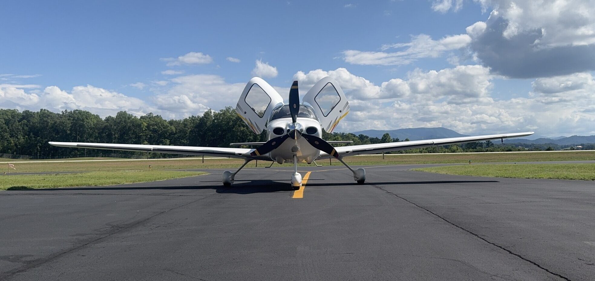 2006 Cirrus Sr22 G2 Forsale Airmart11