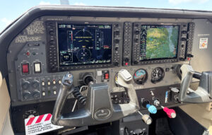 2010 Cessna 182t Skylane Forsale Airmart (1)