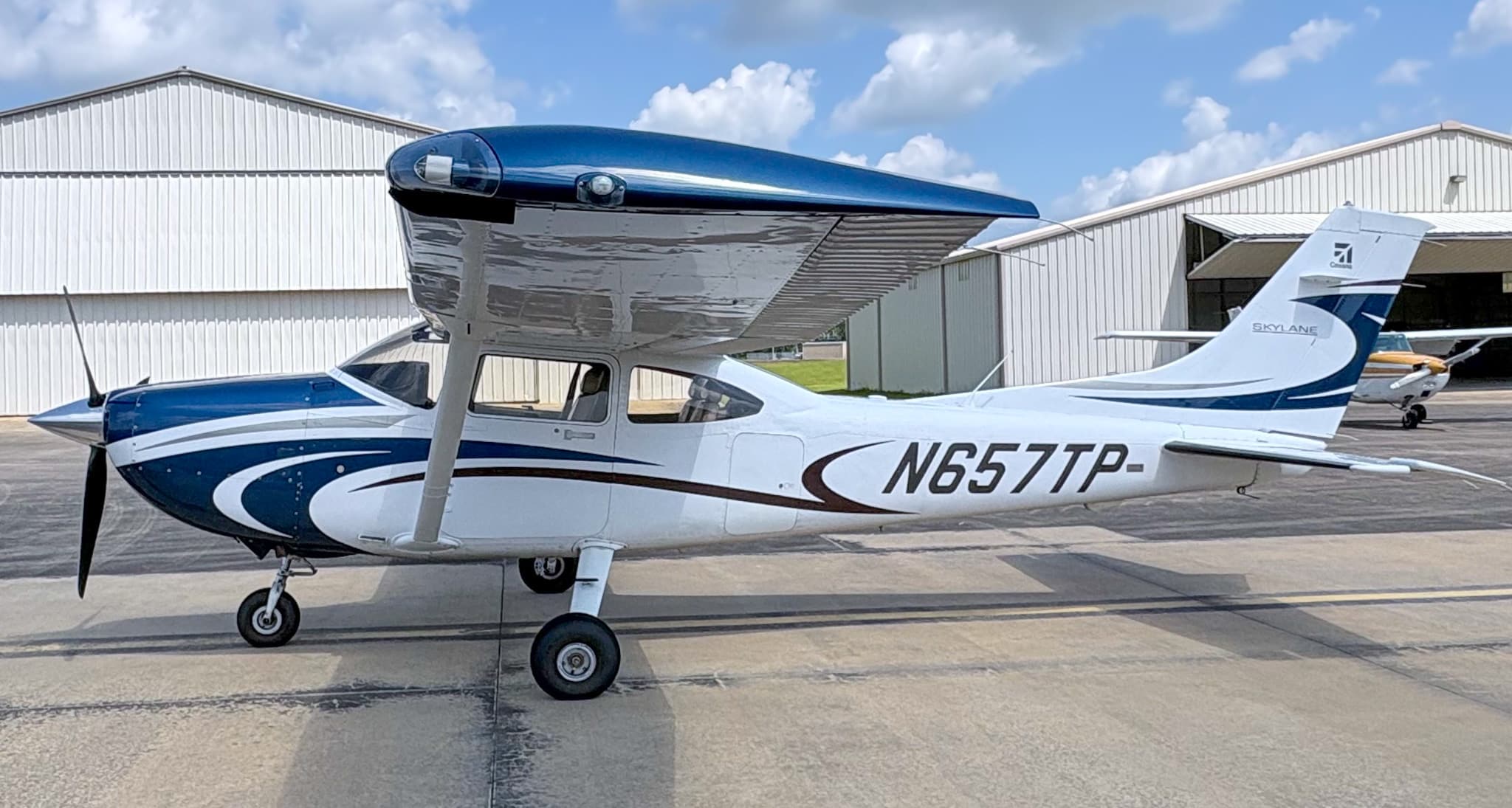 2010 Cessna 182t Skylane Forsale Airmart (9)