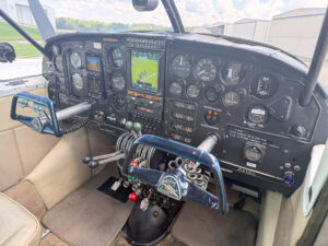 1963 Piper Aztec Forsale Airmart (10)