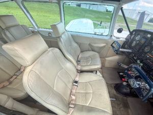 1963 Piper Aztec Forsale Airmart (12)