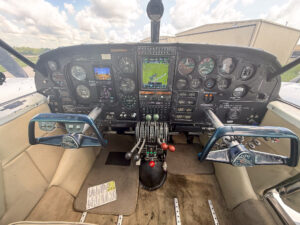 1963 Piper Aztec Forsale Airmart (3)