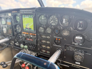 1963 Piper Aztec Forsale Airmart (6)