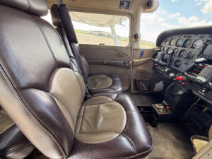 2001 Cessna 172s Forsale Airmart14