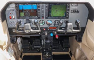 2006 Cessna T182t Skylane Forsale Airmart (1)