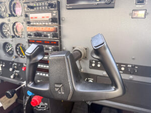 1998 Cessna 182s Skylane Forsale Airmart3