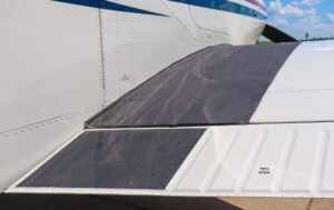 2000 Beechcraft A36 Bonanza Forsale Airmart (17)