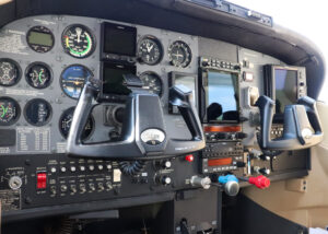 2001 Cessna 182t Skylane Forsale Airmart (4)