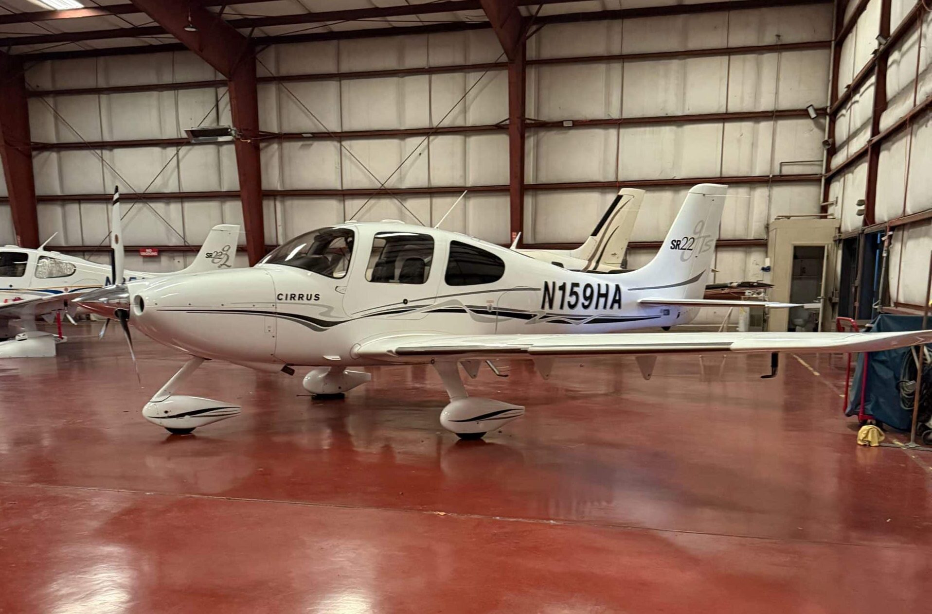 2005 Cirrus Sr22 Forsale Airmart3