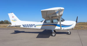 2000 Cessna 172s Skyhawk Forsale Airmart (11)