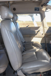 2000 Cessna 172s Skyhawk Forsale Airmart (4)