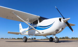 2000 Cessna 172s Skyhawk Forsale Airmart (8)