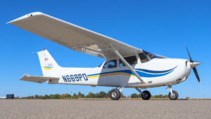 2000 Cessna 172s Skyhawk Forsale Airmart (9)