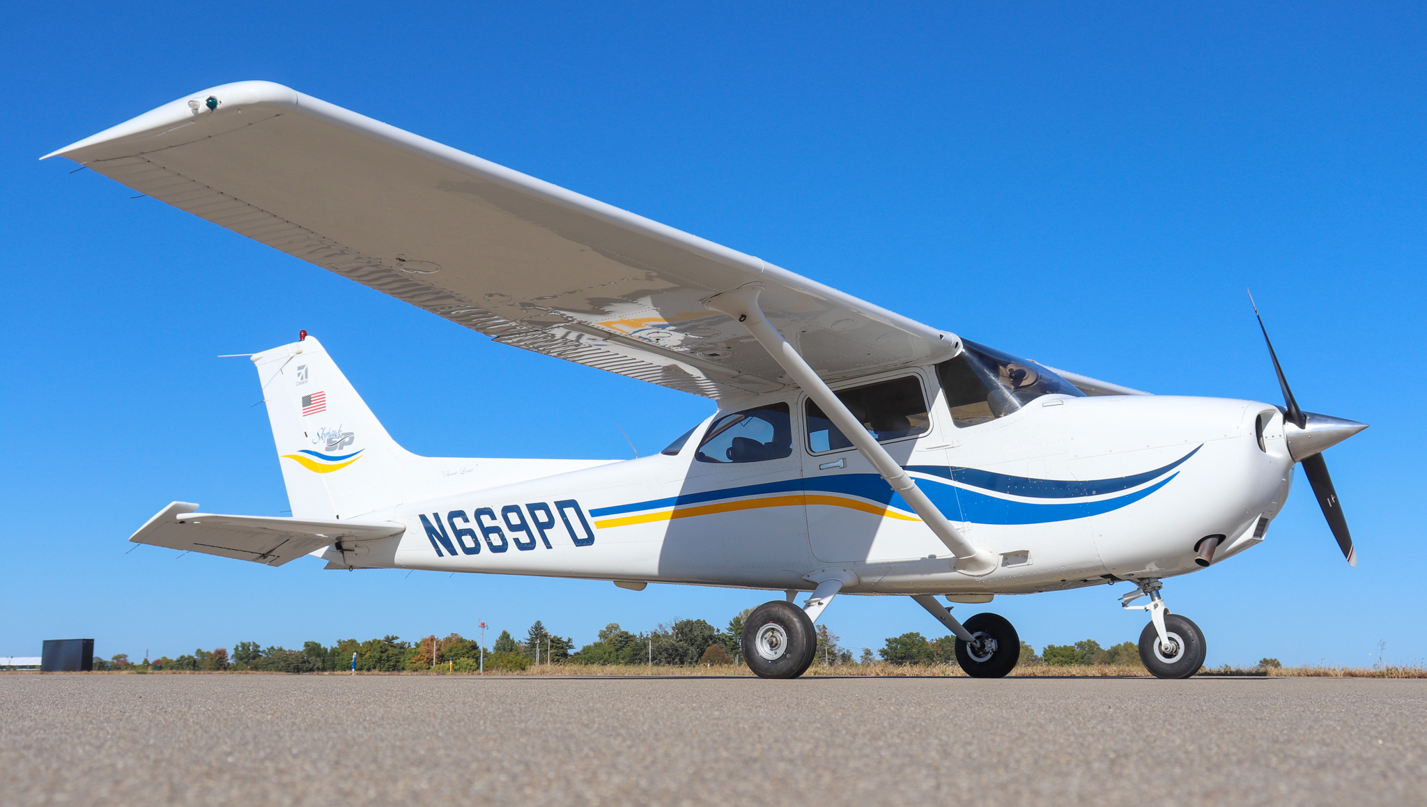 2000 Cessna 172s Skyhawk Forsale Airmart (9)